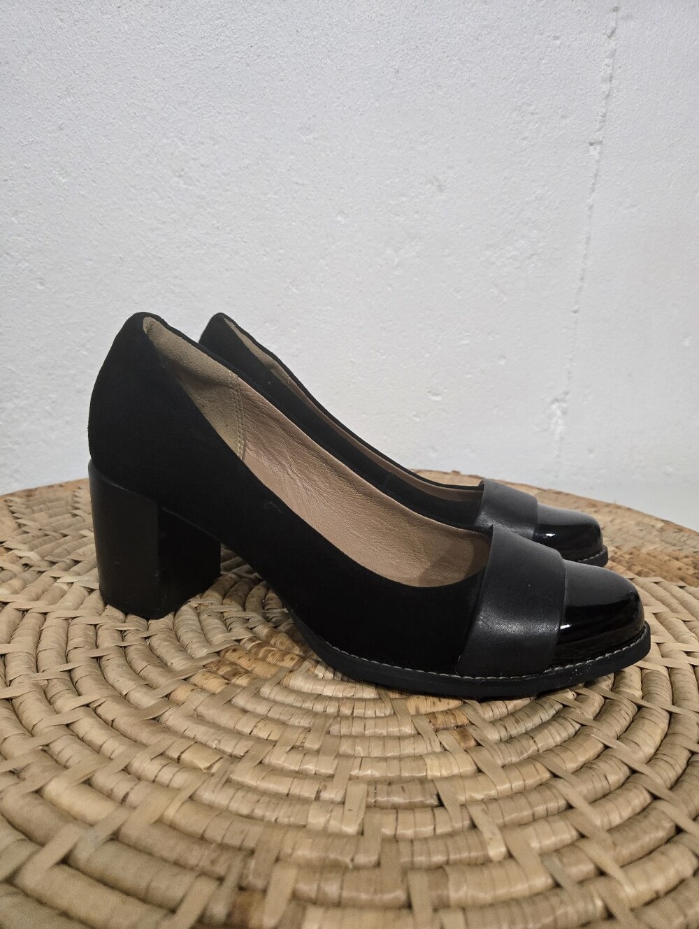 Clarks Patent Leather Suede Pumps